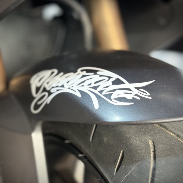 CBR 650 A MAIS COMPLETA DA CATEGORIA 